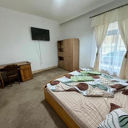 Central Park Home Κλουζ-Ναπόκα Εξωτερικό φωτογραφία